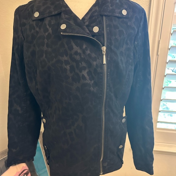 Zenergy Chico’s Animal Print Black Moto Biker Lightweight Jacket 1 - Picture 5 of 7